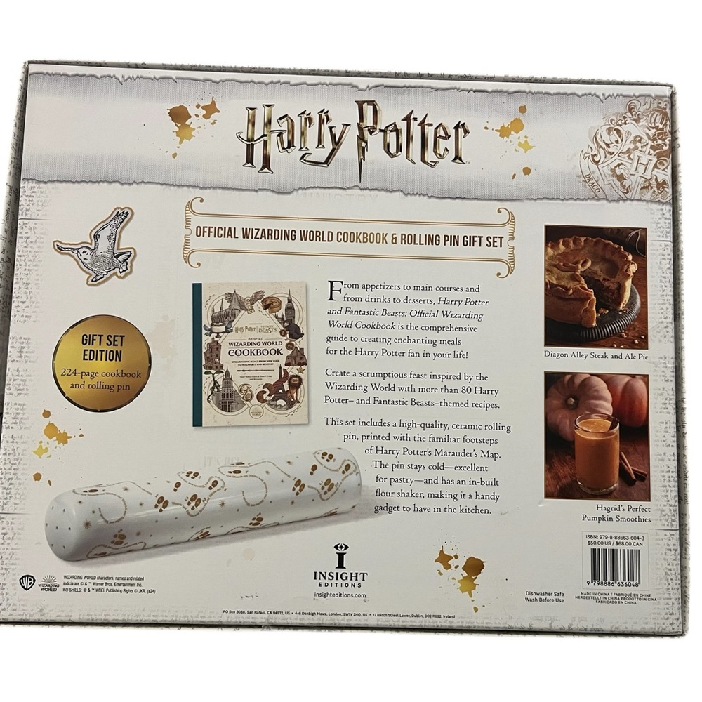 Warner Bros. Wizarding World Cookbook & Rolling Pin Set - New - Picture 2 of 8